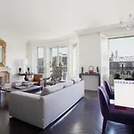 Outstanding 2 Bedrooms With A Terrific Eiffel Tower View